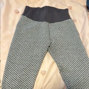 Kids Patterned Leggings - Black and Gray